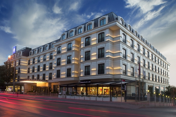 Wyndham Grand Istanbul Kalamis Marina Hotel
